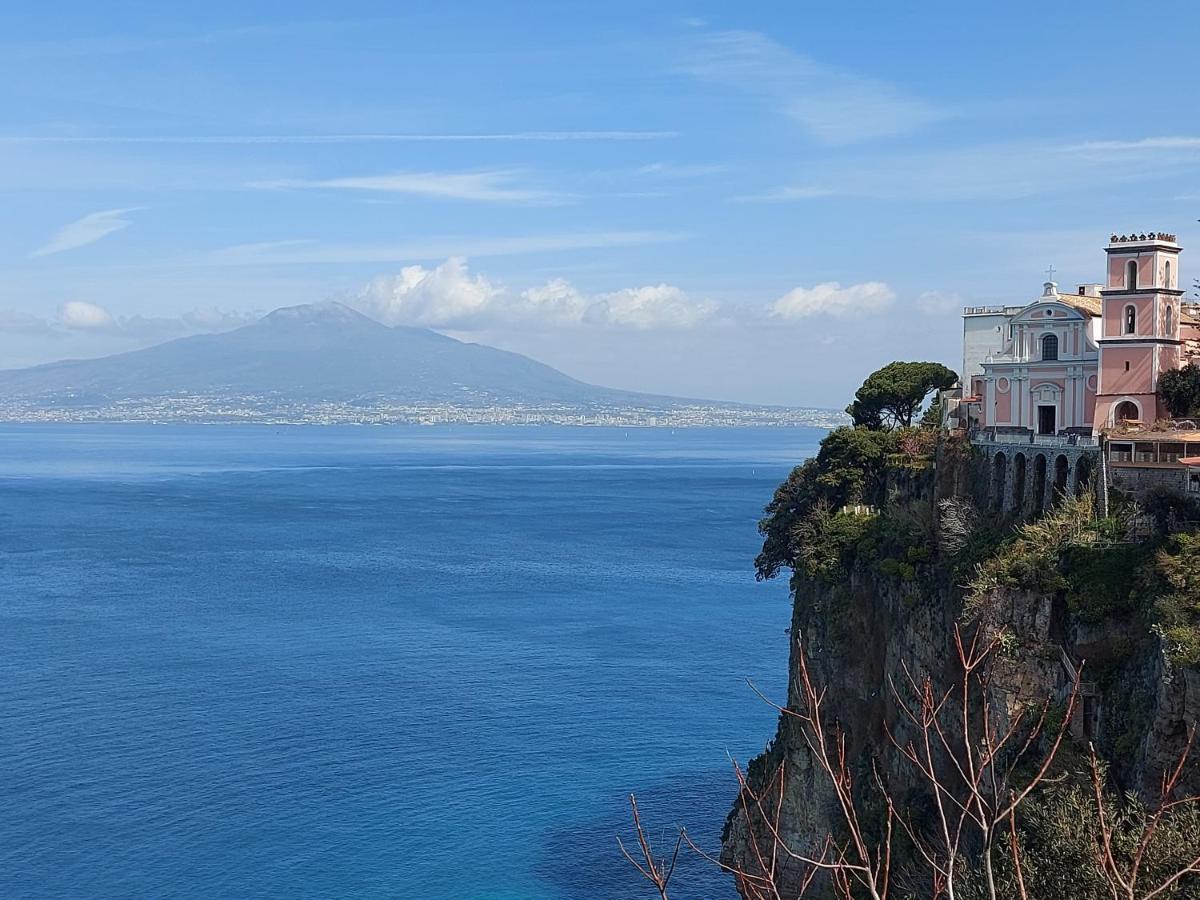 Margherita House Sorrento Vico Equense Esterno foto